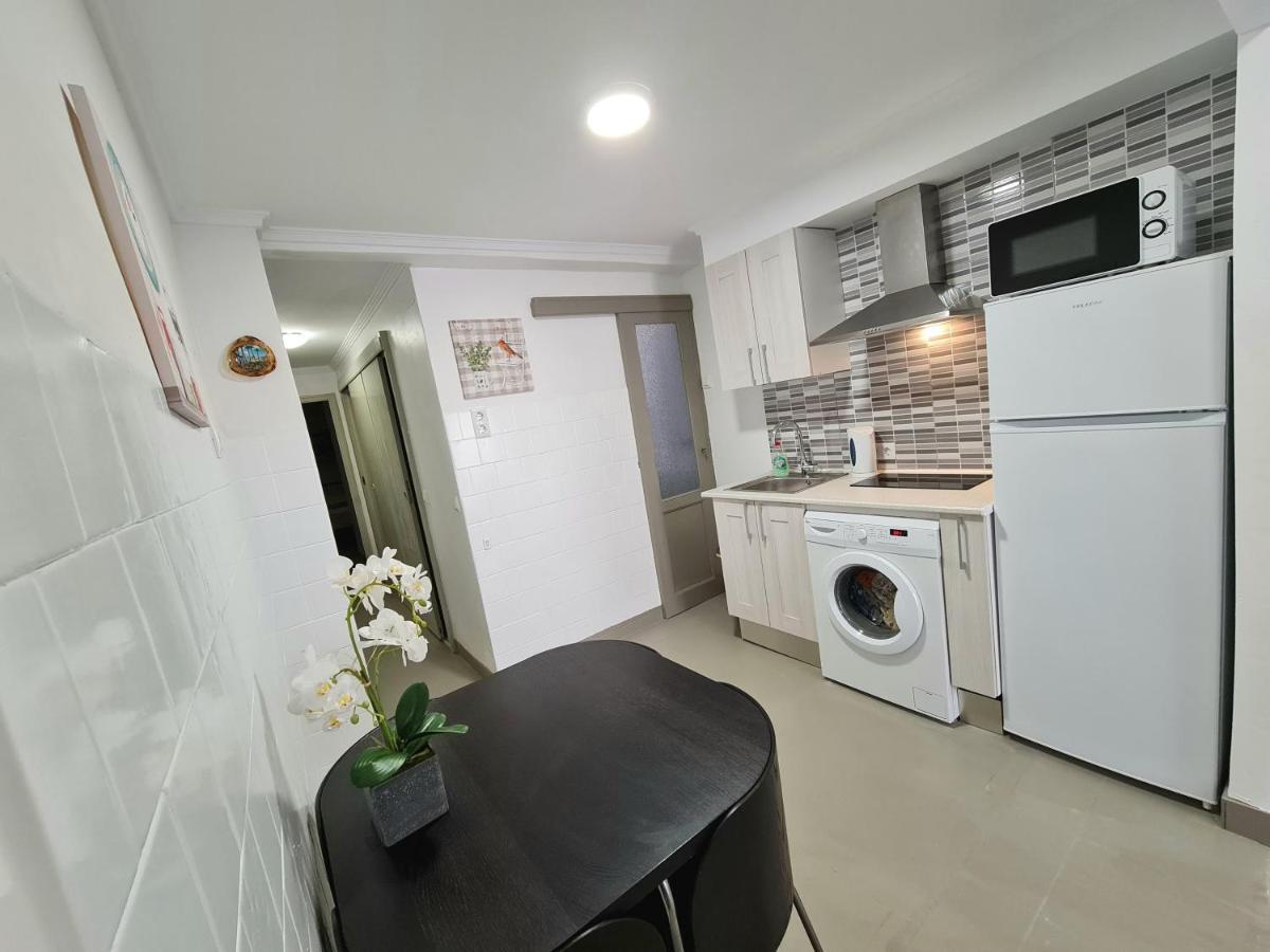 Comodo Apartamento Cerca Del Mar سانتا بولا المظهر الخارجي الصورة